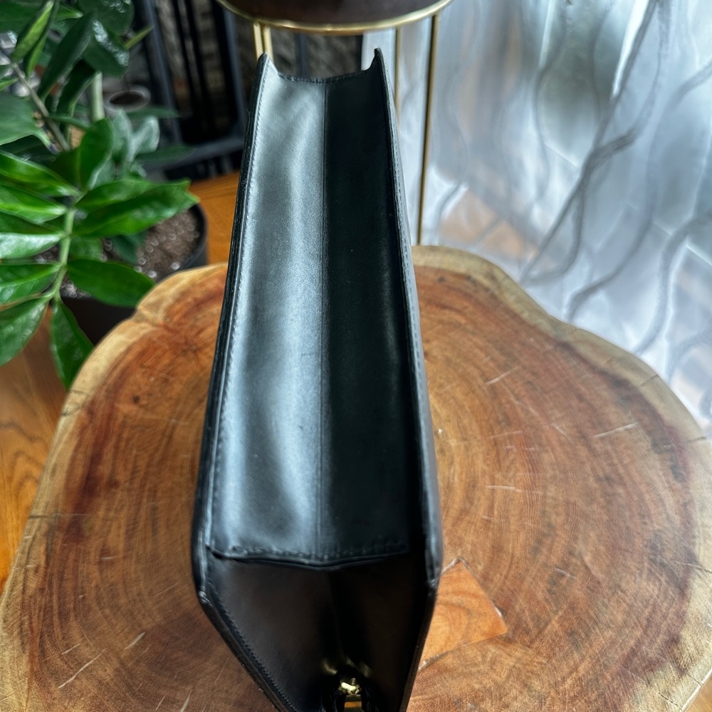 Authentic Louis Vuitton Epi Clutch Black SR0927 - Picture 9 of 13
